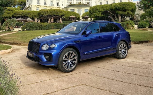 Bentley Monaco presents the new Bentayga V8